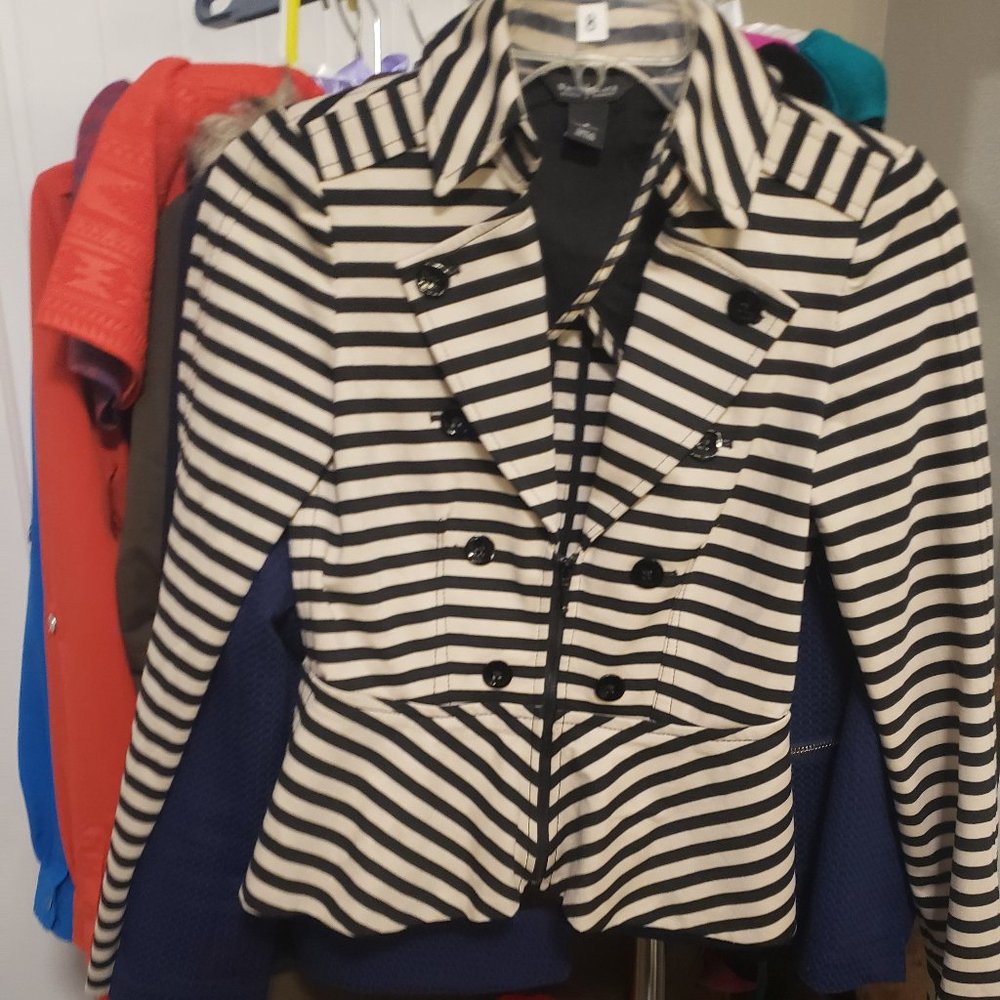 WHBM Grey and Black Stripe Military Style Peplum Blazer Sz. 0 Great Condition